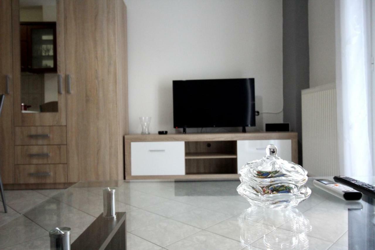 شقة Dimitris Flat نيوي إيبيفاتاي المظهر الخارجي الصورة